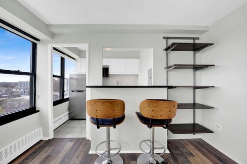 Tiny photo for 6030 N Sheridan Road #1307, Chicago, IL 60660 (MLS # 12614848)