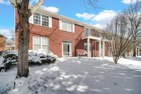 Tiny photo for 947 Kensington Drive #7-E3, Northbrook, IL 60062 (MLS # 12596527)