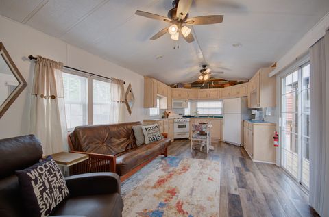 Tiny photo for 195 Fossil Cove Lane, Wilmington, IL 60481 (MLS # 12375623)