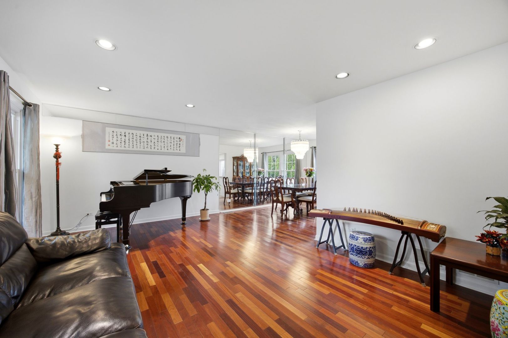 993 Knollwood Drive