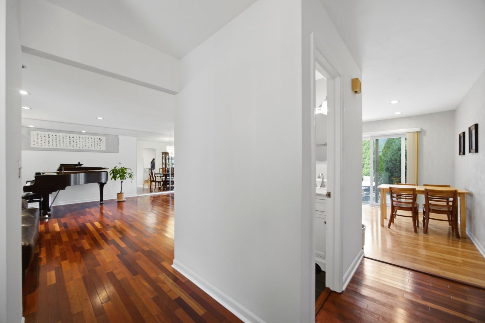 993 Knollwood Drive