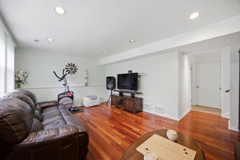 Tiny photo for 993 Knollwood Drive, Buffalo Grove, IL 60089 (MLS # 12734284)
