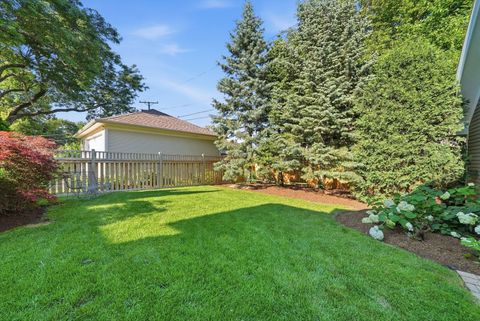 Tiny photo for 611 Prairie Avenue, Barrington, IL 60010 (MLS # 12699448)
