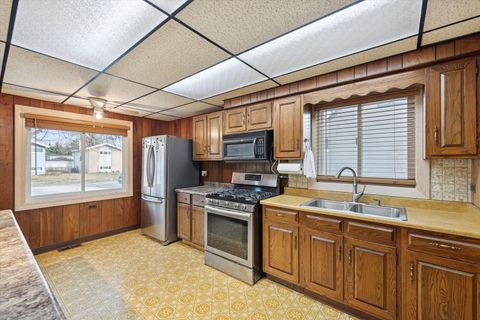 Tiny photo for 360 N Lincoln Avenue, Villa Park, IL 60181 (MLS # 12566526)