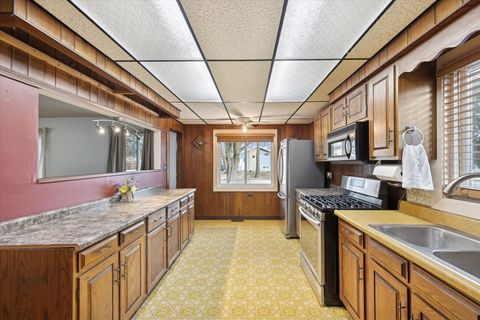 Tiny photo for 360 N Lincoln Avenue, Villa Park, IL 60181 (MLS # 12566526)