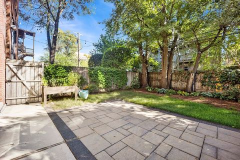 Tiny photo for 1433 W Winnemac Avenue, Chicago, IL 60640 (MLS # 12454425)