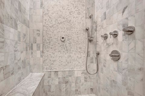 Tiny photo for 1433 W Winnemac Avenue, Chicago, IL 60640 (MLS # 12454425)