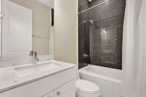 Tiny photo for 1433 W Winnemac Avenue, Chicago, IL 60640 (MLS # 12454425)