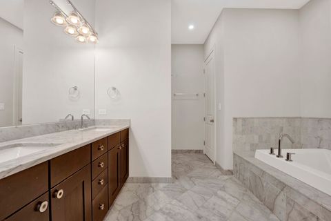 Tiny photo for 1433 W Winnemac Avenue, Chicago, IL 60640 (MLS # 12454425)