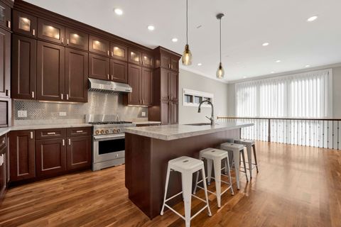 Tiny photo for 1433 W Winnemac Avenue, Chicago, IL 60640 (MLS # 12454425)