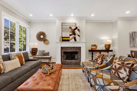 Tiny photo for 1433 W Winnemac Avenue, Chicago, IL 60640 (MLS # 12454425)