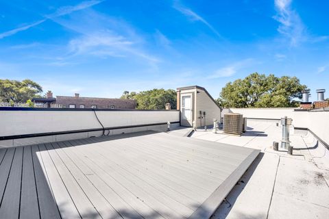 Tiny photo for 1433 W Winnemac Avenue, Chicago, IL 60640 (MLS # 12454425)