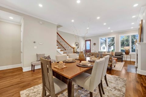 Tiny photo for 1433 W Winnemac Avenue, Chicago, IL 60640 (MLS # 12454425)