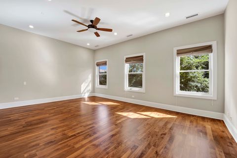 Tiny photo for 1433 W Winnemac Avenue, Chicago, IL 60640 (MLS # 12454425)