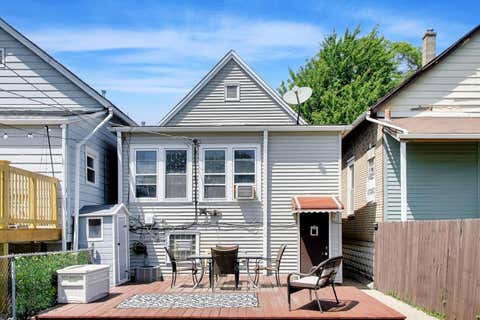 Tiny photo for 539 W 44th Street, Chicago, IL 60609 (MLS # 12683761)