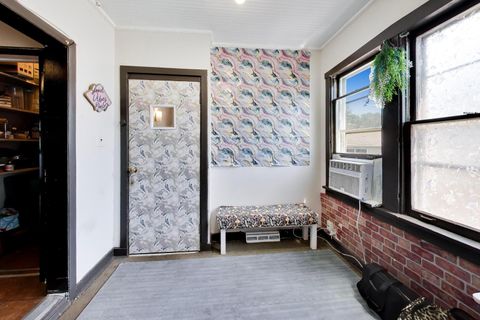 Tiny photo for 539 W 44th Street, Chicago, IL 60609 (MLS # 12683761)