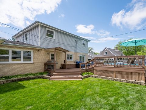 Tiny photo for 237 N Pioneer Drive, Addison, IL 60101 (MLS # 12643836)