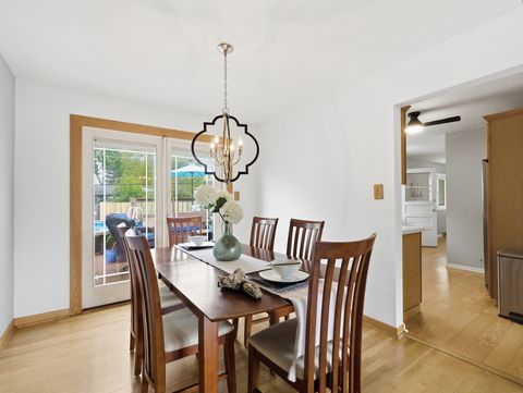 Tiny photo for 237 N Pioneer Drive, Addison, IL 60101 (MLS # 12643836)