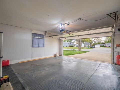Tiny photo for 237 N Pioneer Drive, Addison, IL 60101 (MLS # 12643836)