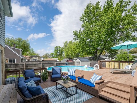 Tiny photo for 237 N Pioneer Drive, Addison, IL 60101 (MLS # 12643836)