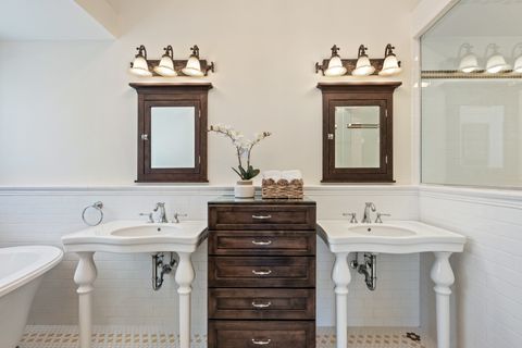 Tiny photo for 1029 Lake Avenue, Wilmette, IL 60091 (MLS # 12590929)