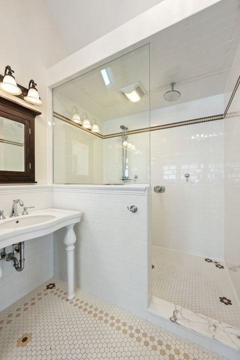 Tiny photo for 1029 Lake Avenue, Wilmette, IL 60091 (MLS # 12590929)