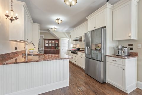 Tiny photo for 1029 Lake Avenue, Wilmette, IL 60091 (MLS # 12590929)