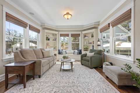 Tiny photo for 1029 Lake Avenue, Wilmette, IL 60091 (MLS # 12590929)