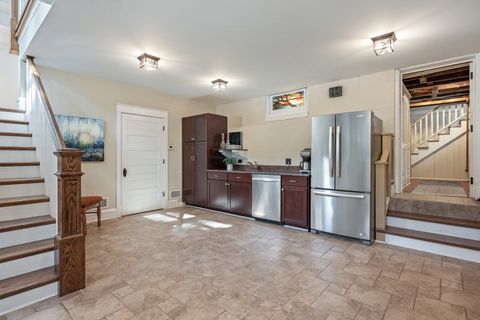 Tiny photo for 1029 Lake Avenue, Wilmette, IL 60091 (MLS # 12590929)