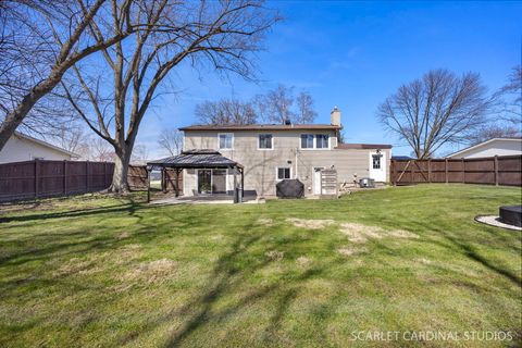 Tiny photo for 1003 E Alder Lane, Mount Prospect, IL 60056 (MLS # 12600225)