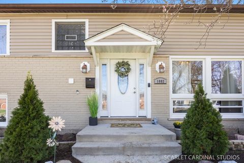 Tiny photo for 1003 E Alder Lane, Mount Prospect, IL 60056 (MLS # 12600225)