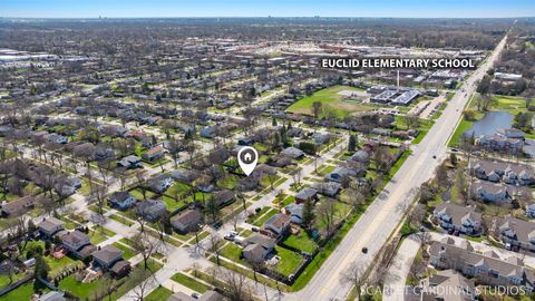 Tiny photo for 1003 E Alder Lane, Mount Prospect, IL 60056 (MLS # 12600225)