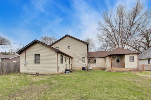 Tiny photo for 5115 Parkview Drive, Mccullom Lake, IL 60050 (MLS # 12597545)