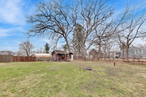 Tiny photo for 5115 Parkview Drive, Mccullom Lake, IL 60050 (MLS # 12597545)
