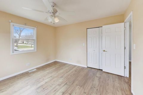 Tiny photo for 5115 Parkview Drive, Mccullom Lake, IL 60050 (MLS # 12597545)