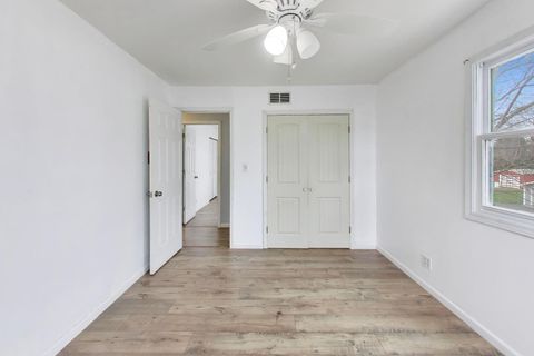 Tiny photo for 5115 Parkview Drive, Mccullom Lake, IL 60050 (MLS # 12597545)