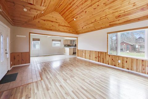 Tiny photo for 5115 Parkview Drive, Mccullom Lake, IL 60050 (MLS # 12597545)