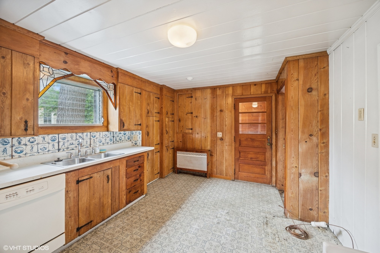 121 N Kensington Avenue