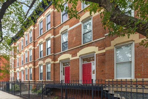 Photo of 450 W Armitage Avenue #1, Chicago, IL 60614 (MLS # 12500508)