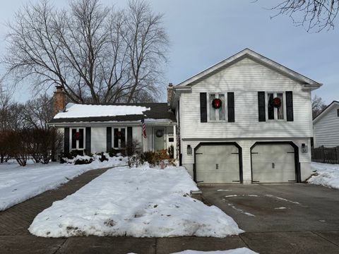 806 Fellows Street St. Charles IL 60174