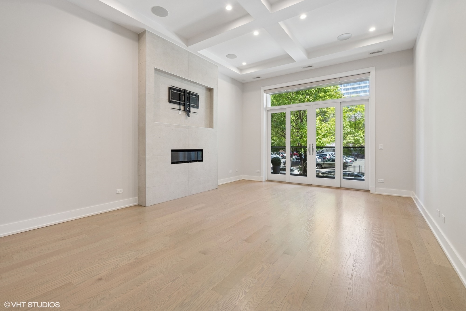 216 S GREEN Street 1N