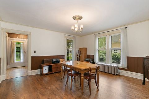 Tiny photo for 922 Douglas Avenue, Aurora, IL 60505 (MLS # 12629619)