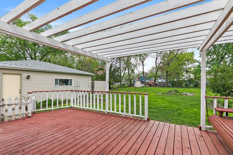 Tiny photo for 922 Douglas Avenue, Aurora, IL 60505 (MLS # 12629619)