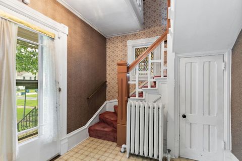 Tiny photo for 922 Douglas Avenue, Aurora, IL 60505 (MLS # 12629619)