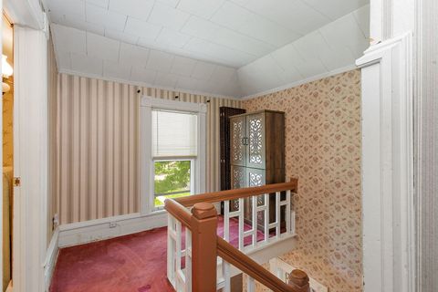 Tiny photo for 922 Douglas Avenue, Aurora, IL 60505 (MLS # 12629619)