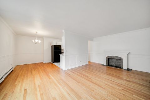 Tiny photo for 426 S Lombard Avenue #205, Oak Park, IL 60302 (MLS # 12434365)