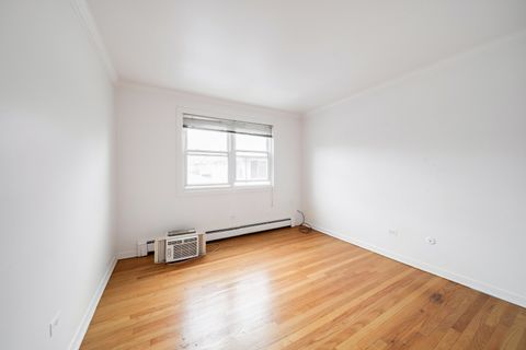 Tiny photo for 426 S Lombard Avenue #205, Oak Park, IL 60302 (MLS # 12434365)