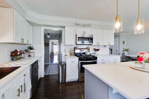 Tiny photo for 1741 N 73rd Court, Elmwood Park, IL 60707 (MLS # 12634441)