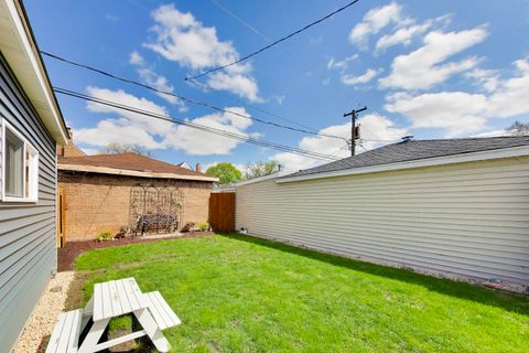 Tiny photo for 1741 N 73rd Court, Elmwood Park, IL 60707 (MLS # 12634441)