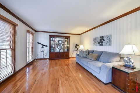 Tiny photo for 131 CHRISTINA Circle, Wheaton, IL 60189 (MLS # 12542988)